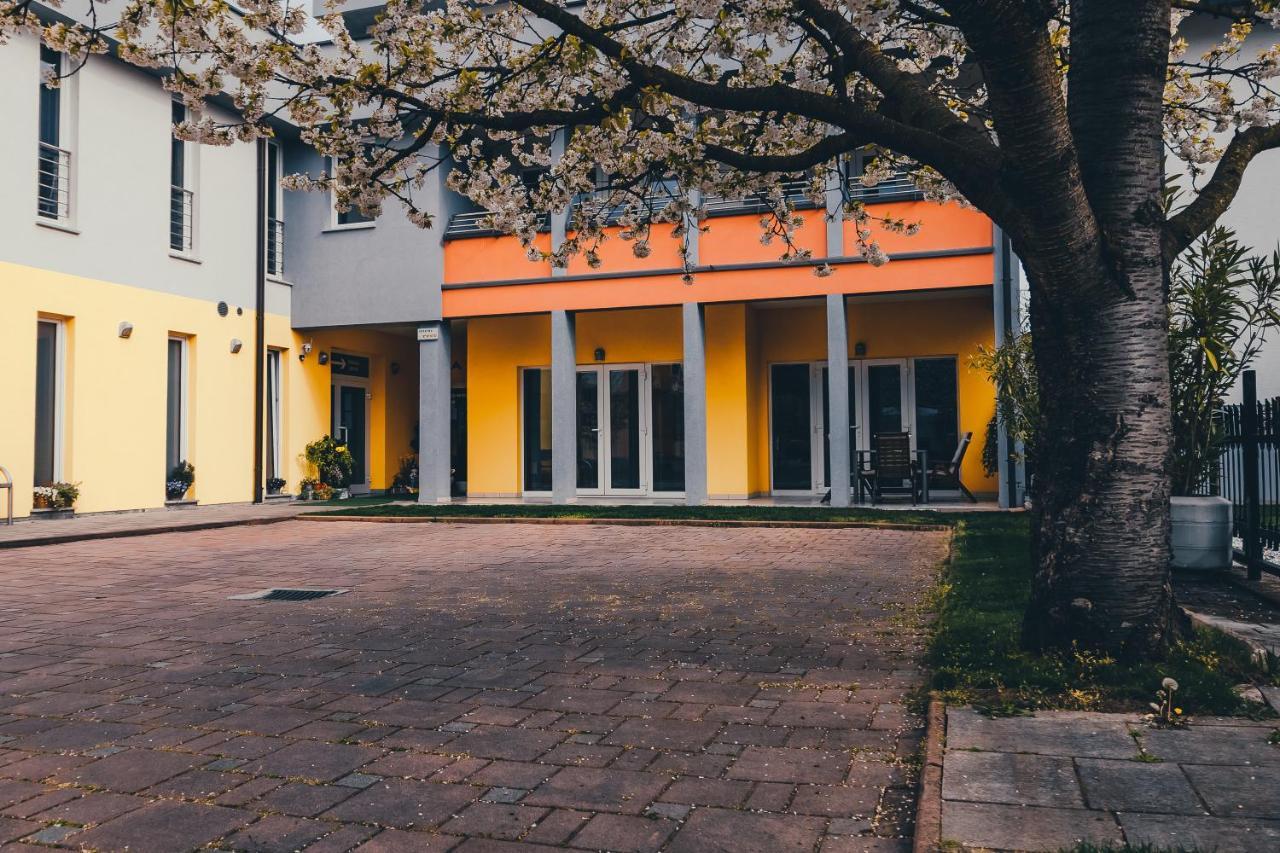 Vila Anna Раденци Екстериор снимка